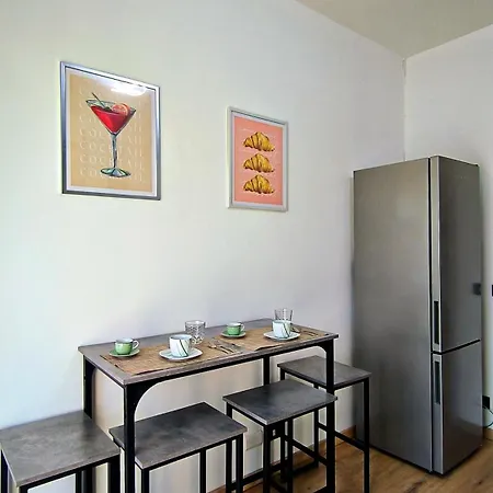 Apartamento Canavese E Box Auto Cinque Laghi Ivrea