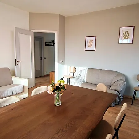 Apartment Canavese E Box Auto Cinque Laghi Ivrea *